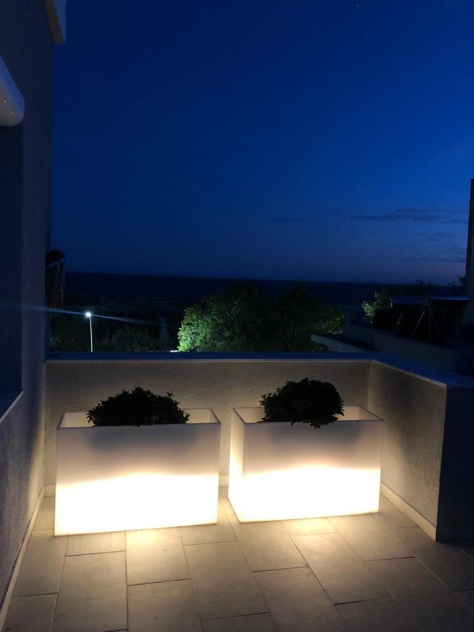 Apartment Sea View By Md *